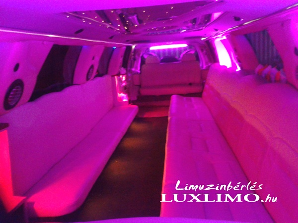 barbie limo playboy limo pink limo limuzinbrls pink limuzin limuzinbrls party limo rzsaszn limuzin budapest lnybcs pink limuzin